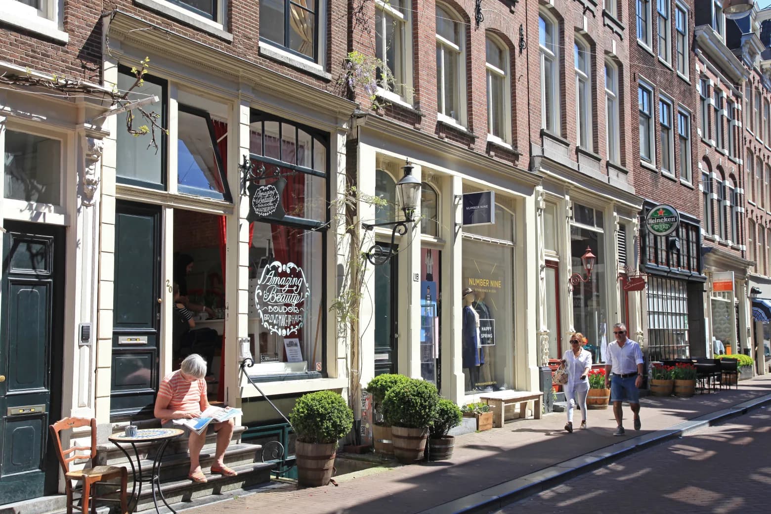 Shops & everyday amenities